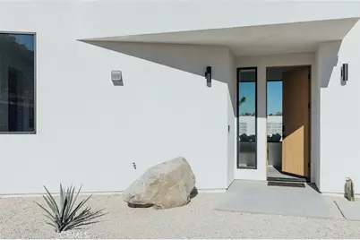 57885 Sierra Vista Drive, Yucca Valley, CA 92284 - Photo 2