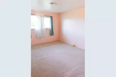 7075 Emerson, Yucca Valley, CA 92284 - Photo 8