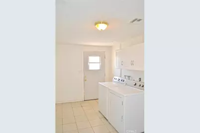 6845 Sage Avenue, Yucca Valley, CA 92284 - Photo 32