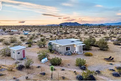 437 Mallow Road, Landers, CA 92285 - Photo 2