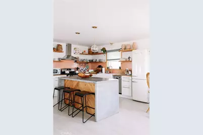 6884 Park Boulevard, Joshua Tree, CA 92252 - Photo 16
