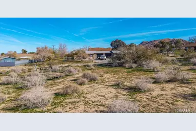 61430 Division, Joshua Tree, CA 92252 - Photo 10