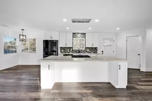 8054 Joshua Ln, Yucca Valley, CA 92284 - Photo 6