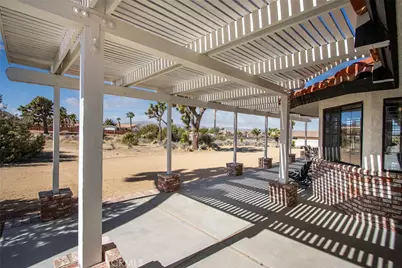 9200 Fortuna, Yucca Valley, CA 92284 - Photo 32
