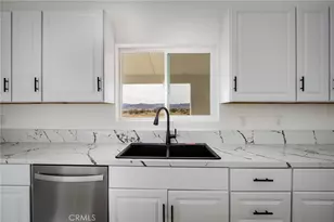 62474 Golden, Joshua Tree, CA 92252 - Photo 18