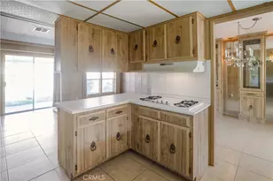 7501 Palm Ave, Yucca Valley, CA 92284 - Photo 10