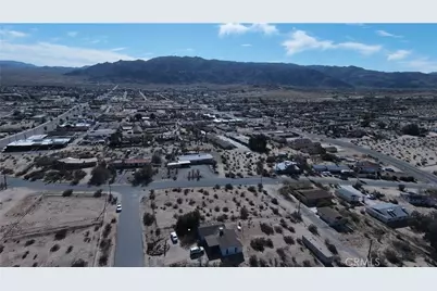 73598 Desert Trail Drive, 29 Palms MCB, CA 92277 - Photo 2