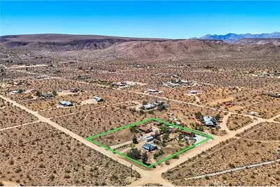 1010 Wamego, Yucca Valley, CA 92284 - Photo 2