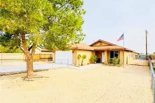6213 Mariposa, 29 Palms MCB, CA 92277 - Photo 1