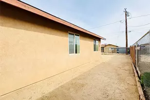 6213 Mariposa, 29 Palms MCB, CA 92277 - Photo 26