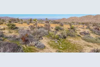 61851 Skyline Drive, Joshua Tree, CA 92252 - Photo 16