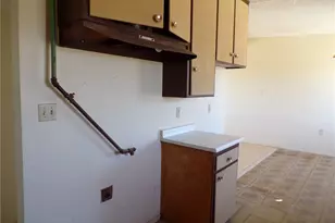 6810 Maude Adams, 29 Palms MCB, CA 92277 - Photo 6