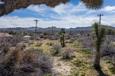 54925 Benecia, Yucca Valley, CA 92284 - Photo 10