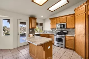 7655 Ventura, Yucca Valley, CA 92284 - Photo 18