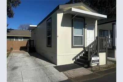 1490 E 6th St #9, Beaumont, CA 92223 - Photo 2