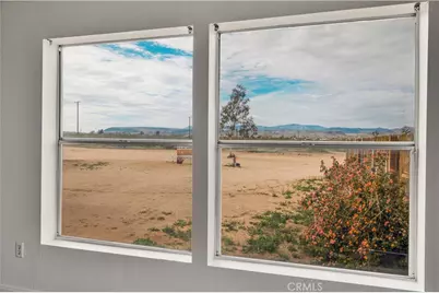 492 Surrey Avenue, Landers, CA 92284 - Photo 8