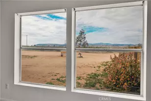 492 Surrey Ave, Landers, CA 92284 - Photo 8