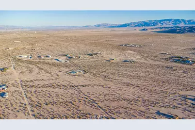 1188 Mile Square, Joshua Tree, CA 92252 - Photo 8