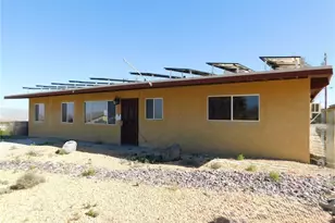7491 Sherman Hoyt, 29 Palms MCB, CA 92277 - Photo 2