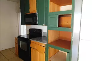 7491 Sherman Hoyt, 29 Palms MCB, CA 92277 - Photo 8