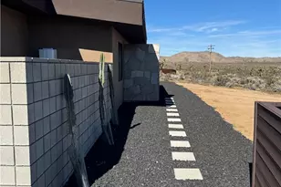 6738 Saddleback, Joshua Tree, CA 92252 - Photo 6