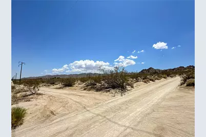 64100 Sullivan Road, Joshua Tree, CA 92252 - Photo 10