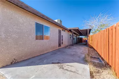 6411 Mountain View, Joshua Tree, CA 92252 - Photo 20