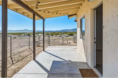 5828 Steeg, 29 Palms MCB, CA 92277 - Photo 4