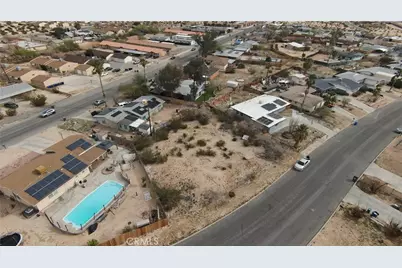 73402 Yucca, 29 Palms MCB, CA 92277 - Photo 2