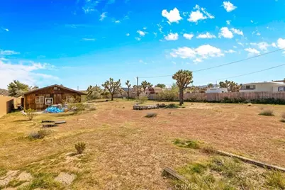 4808 Camarilla Avenue, Yucca Valley, CA 92284 - Photo 38