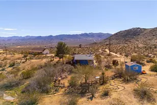 5517 Bartlett Mountain Rd, Joshua Tree, CA 92252 - Photo 2