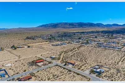74552 Foothill Drive, 29 Palms MCB, CA 92277 - Photo 8