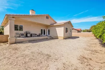 64586 Brae Burn Avenue, Desert Hot Springs, CA 92240 - Photo 32