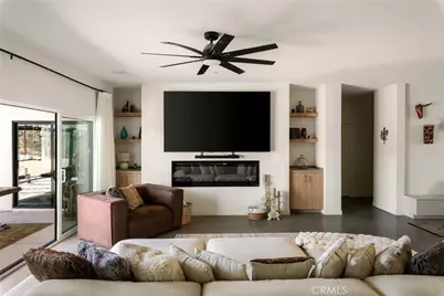 59621 Mesa Drive, Yucca Valley, CA 92284 - Photo 12