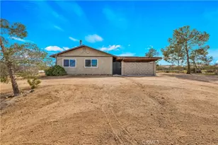 58331 Caliente St, Yucca Valley, CA 92284 - Photo 1