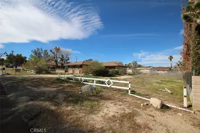 7380 Dumosa, Yucca Valley, CA 92284 - Photo 36