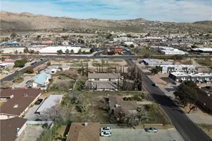 7380 Dumosa, Yucca Valley, CA 92284 - Photo 28