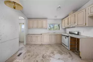 59125 Shayne Ln, Landers, CA 92285 - Photo 6