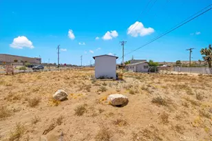58810 29 Palms Hwy, Yucca Valley, CA 92284 - Photo 24
