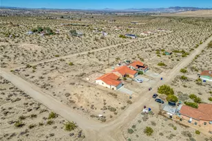 7086 Sheridan, 29 Palms MCB, CA 92277 - Photo 32