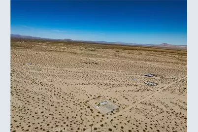 1188 Mile Square, Joshua Tree, CA 92252 - Photo 18