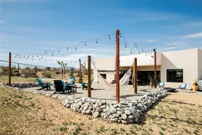 59621 Mesa Drive, Yucca Valley, CA 92284 - Photo 2