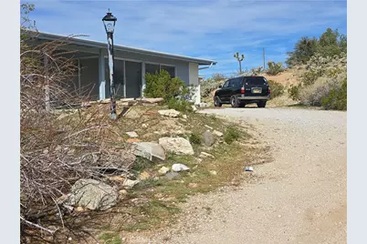 59236 Nelson, Yucca Valley, CA 92284 - Photo 2