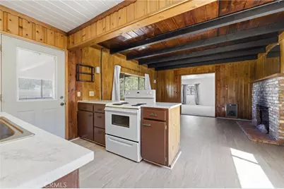 12515 Nearwood Road, Juniper Hills, CA 93553 - Photo 6