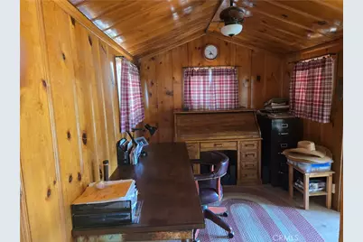 8996 Navajo Trail, Morongo Valley, CA 92256 - Photo 26