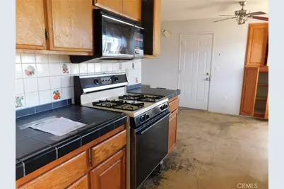 71762 El Paseo, 29 Palms MCB, CA 92277 - Photo 4