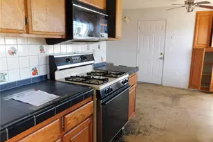 71762 El Paseo, 29 Palms MCB, CA 92277 - Photo 4