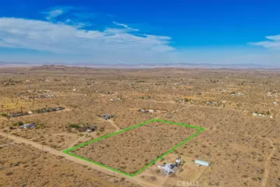 3161 Warren Vista Avenue, Yucca Valley, CA 92284 - Photo 34