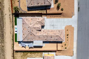 8668 Monument Vw Dr, Yucca Valley, CA 92284 - Photo 4