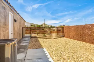 8668 Monument Vw Dr, Yucca Valley, CA 92284 - Photo 8